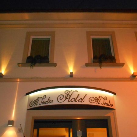 Al Teatro Hotel Livorno Eksteriør billede